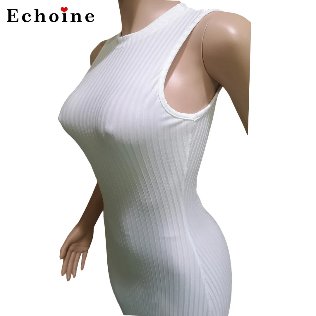 Женское трикотажное облегающее платье миди без рукавов с круглым