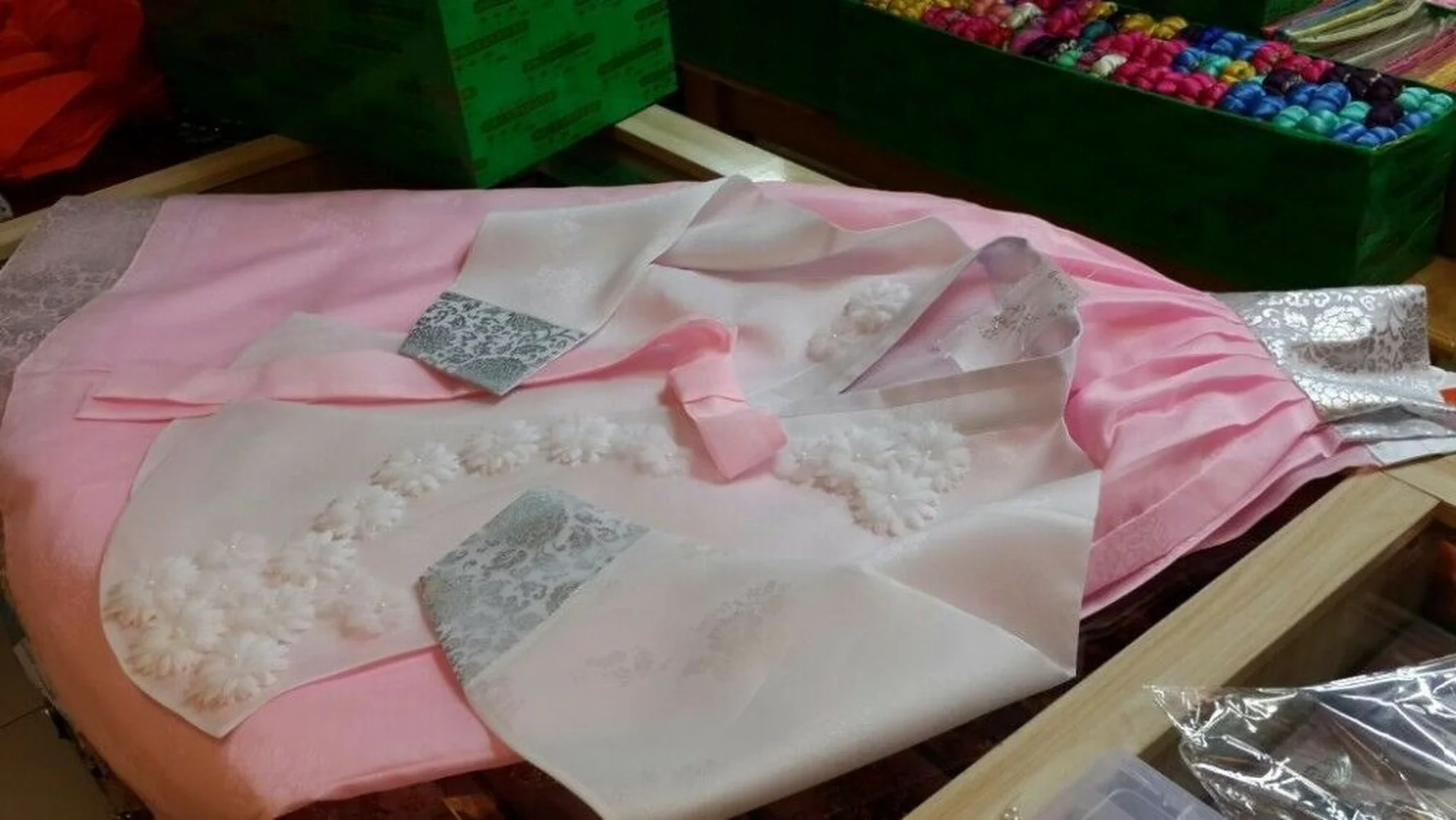 Роскошная пара набор ханбок на заказ Корейская национальная невеста жених