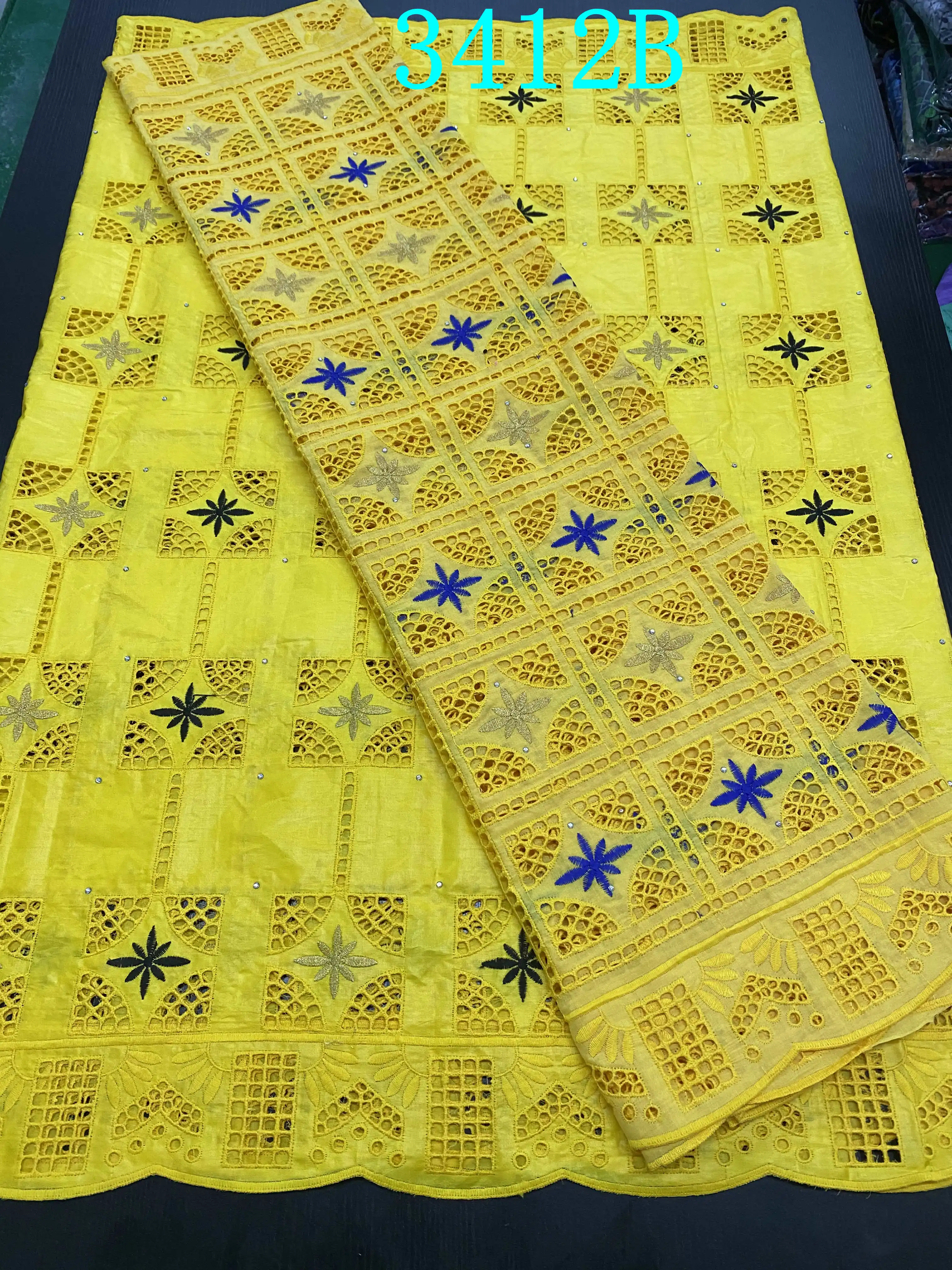 

2.5y Nigerian Lace Bazin Riche Brode Fabric 2.5y Swiss Dry Voile Lace African Lace Fabric 2020 High Qualiy Lace Sewing YA3412B-4