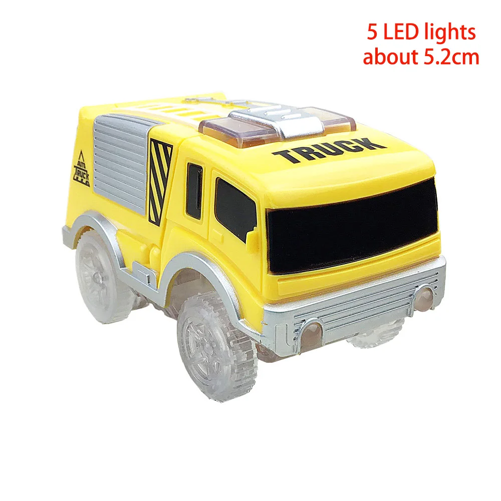 4,4-5,4 см волшебная Электроника светодиодный игрушечный автомобиль с мигающими огнями Развивающие игрушки для детей подарок на день рождения игра с треками - Цвет: 5 LED Lights