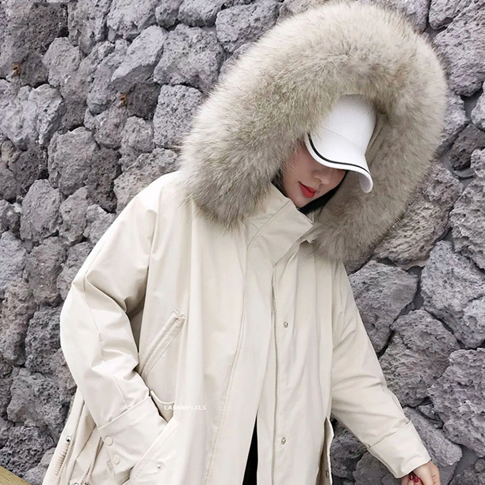 Утолщенная теплая парка на белом утином пуху с большим воротником из