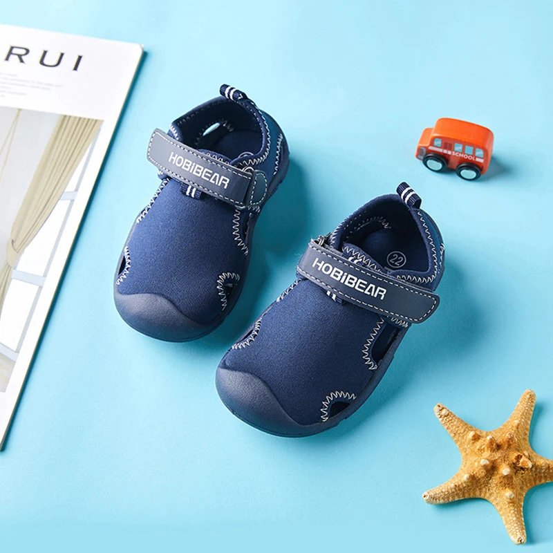 Детские сандалии с закрытым носком для мальчиков и девочек ортопедические