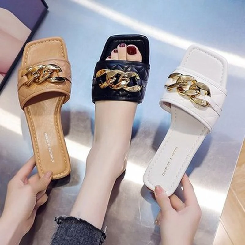 

Шлепанцы женские с заклепками, низкие сланцы, модная обувь на плоской подошве, роскошные базовые, из искусственной кожи, с металлическим укр...