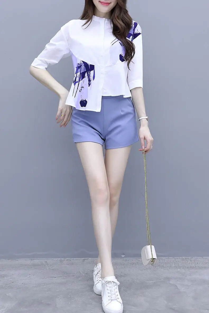 

Small Tall Suit Female 2021 Summer New Style Casual Fashion Printed Top Western Style Shorts Two-piece Female Matching Set