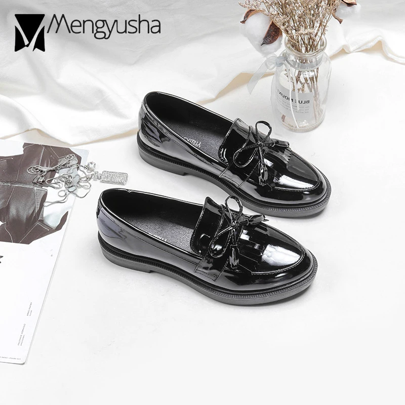 Брендовые туфли-оксфорды с бахромой и бантом Женские однотонные мокасины на