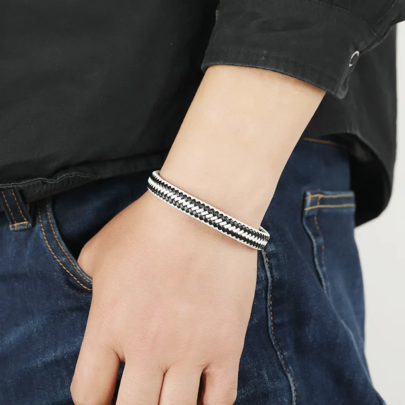 

Woven Briaded Pu Leather Cuff Bangle Simple Fashion Jewelry Wrap Leather Bracelet Three Color Magnet Buckle Button