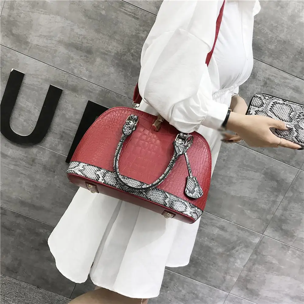

2021 Handbags Women's Fashion Snake Leather Shoulder Bag Boston Wallet Large Capacity Hot Sale Luxury Luxury Designer