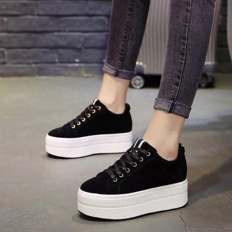 Осенние женские замшевые туфли на танкетке Кроссовки платформе Обувь молнии