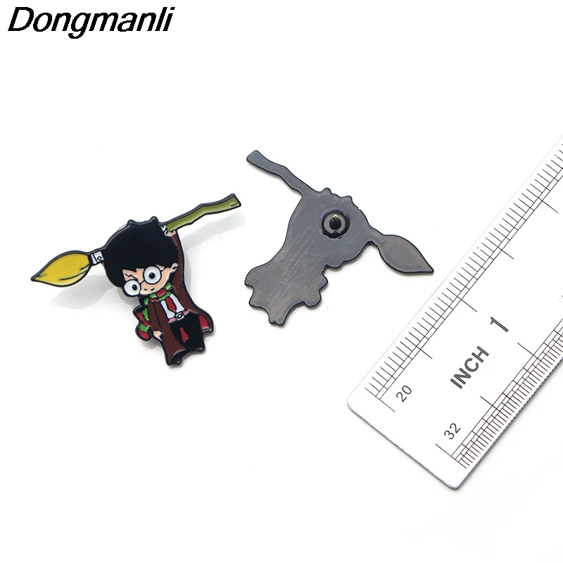 

O238 Magical School Enamel Pin Brooches Cartoon Creative Metal Brooch Pins Denim Hat Badge Collar Jewelry