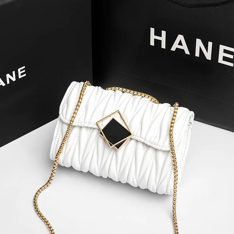 

Женские сумочки на цепочке, маленькая квадратная сумка, новинка 2021, морщинки, сумочки, сумка-мессенджер на плечо с геометрическим рисунком, ...