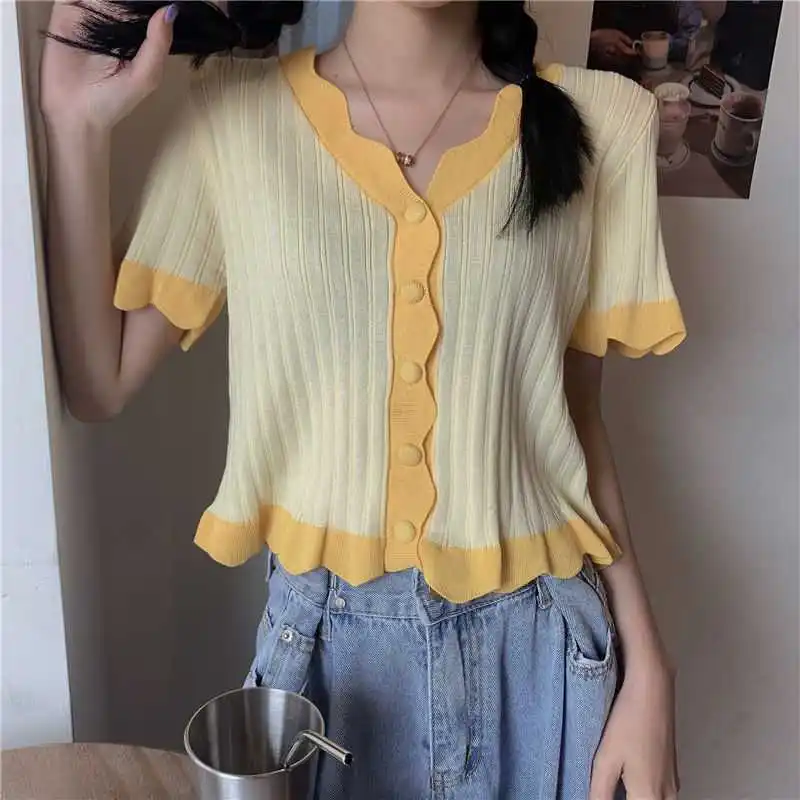 

2021 New Korean Fashion Pathwork V-neck Short T-Shirts Top Short-sleeved Women Clothes Y2k Vintage Button Fashion Clothing shirt