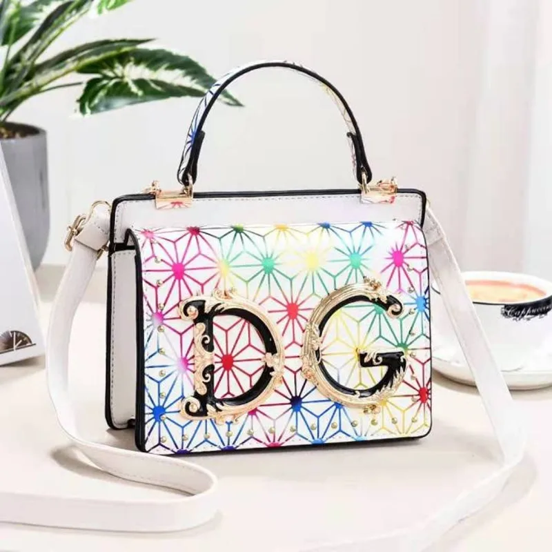 

2021 High Quality Shoulder Bags Multi Color Double-sided Bag for Women New Europe Versatile Rivet Straddle Bag Crossbody Bag GG