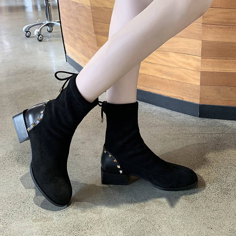 Черные модные ботинки коллекция 2019 года женская замшевая обувь в Корейском стиле