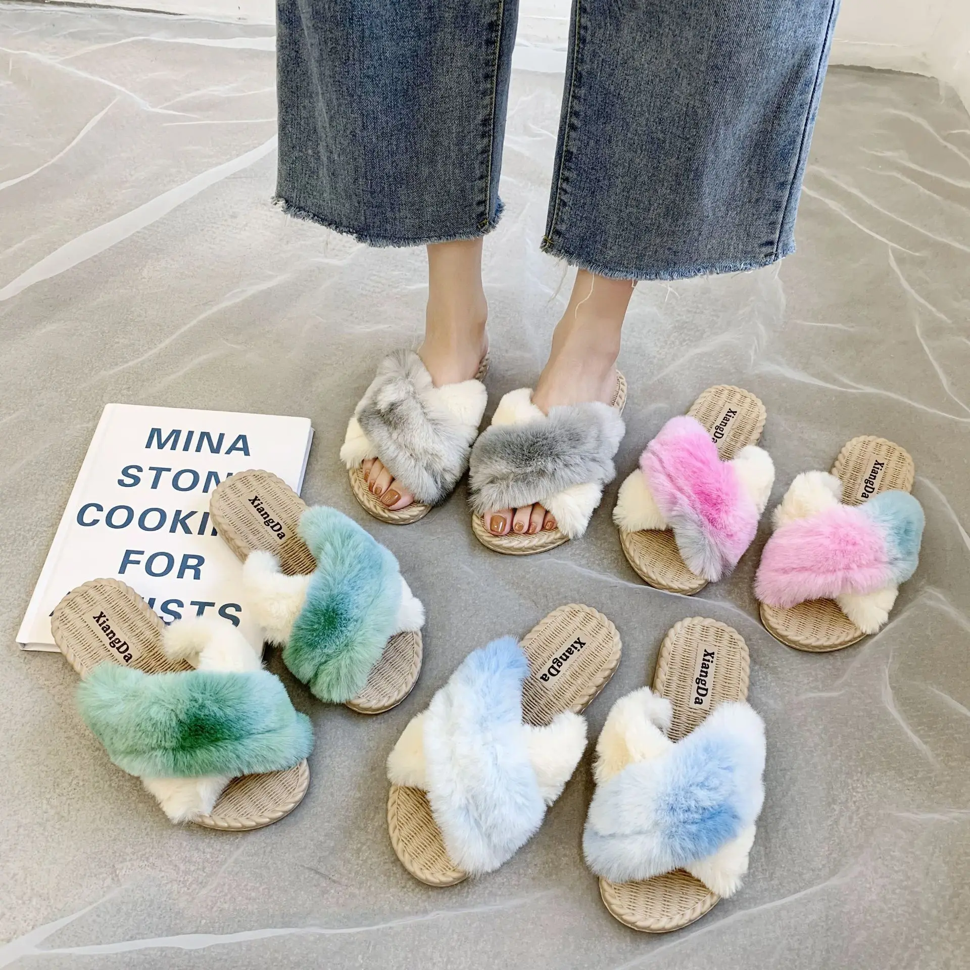 

Women Furry Fur Slides Indoor Home Slippers Cute Plush Fox Hair Fluffy Sandals Fur Slippers Winter Warm Shoes Women Street Shoes