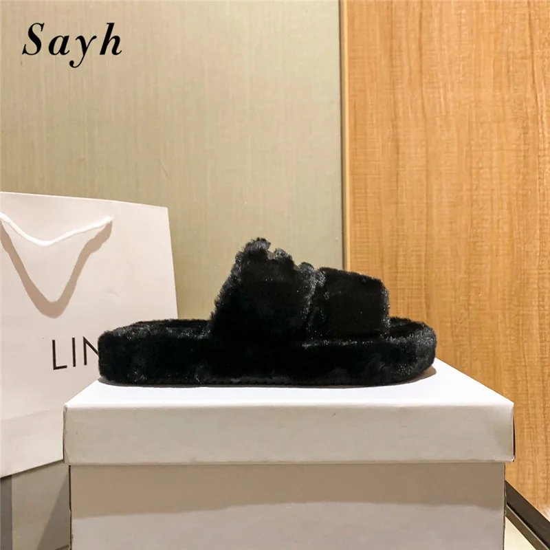 

WITH LOGO Winter Autumn Flats Slippers Women Warm Faux Fur Mules Casual Shoes Outdoor Cotton Shoes Size