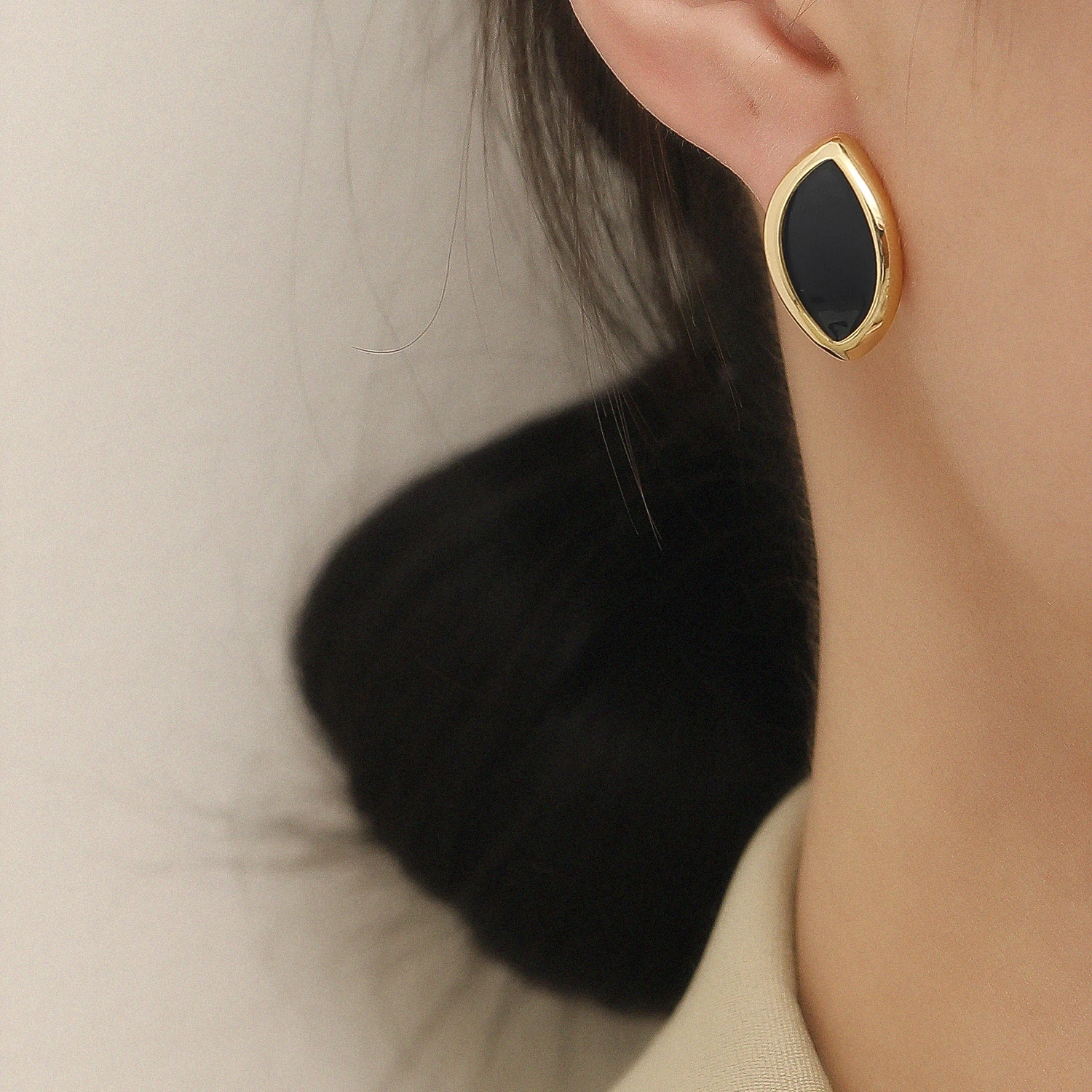 

Morandi Color System Black Drop glaze Earrings Simple Design Gift For Ladies and Girls Gift Fashion HYACINTH