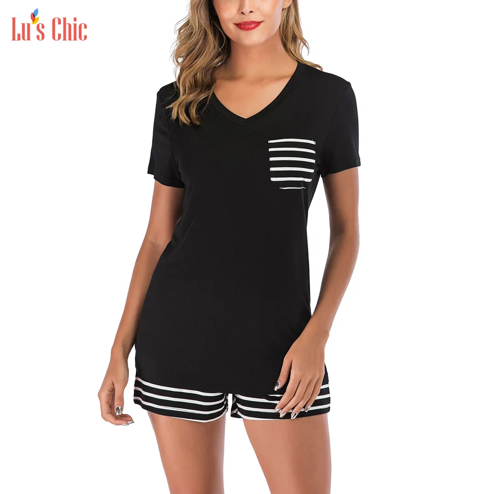 

Комплект пижамный женский из топа и шортов в полоску с коротким рукавом