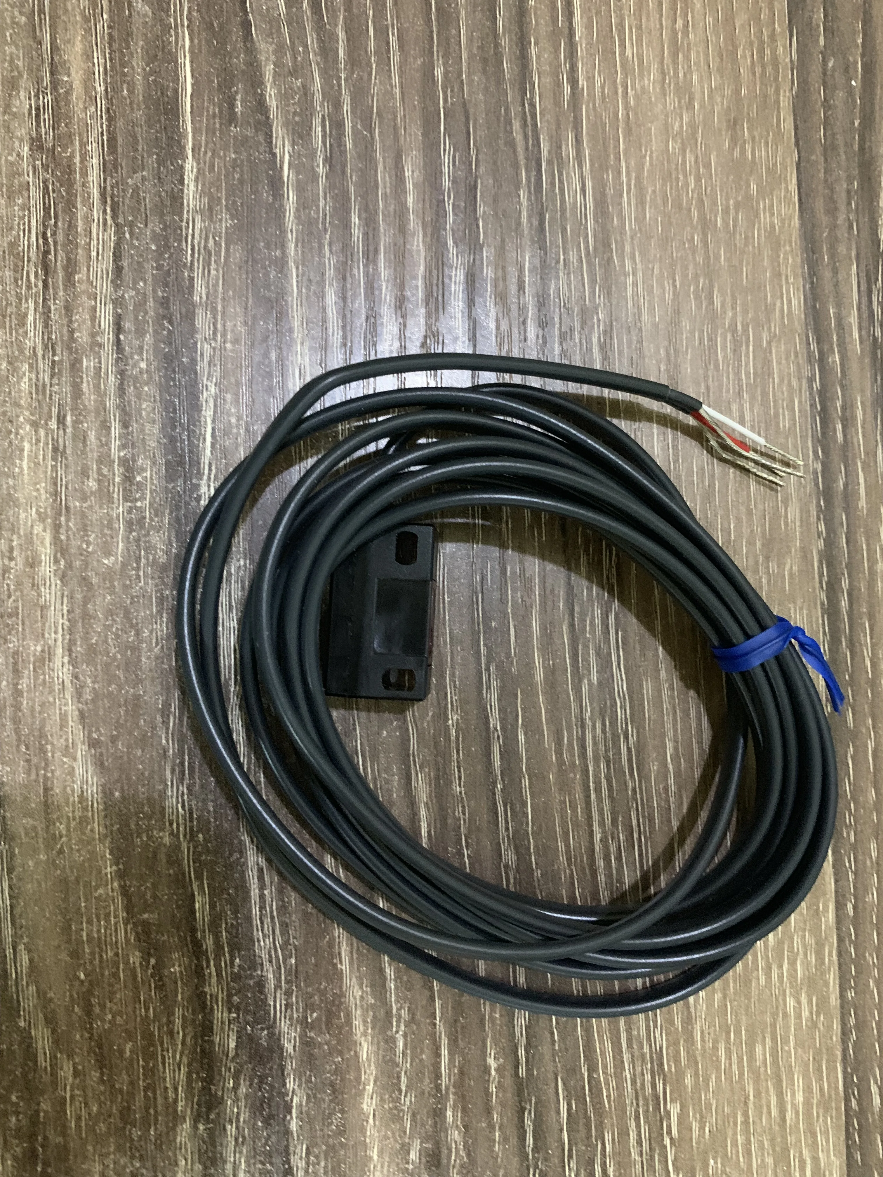 E3C VS3R OMRON фотоэлектрический датчик 24VDC|sensor|omron general purpose relayomron sensor |