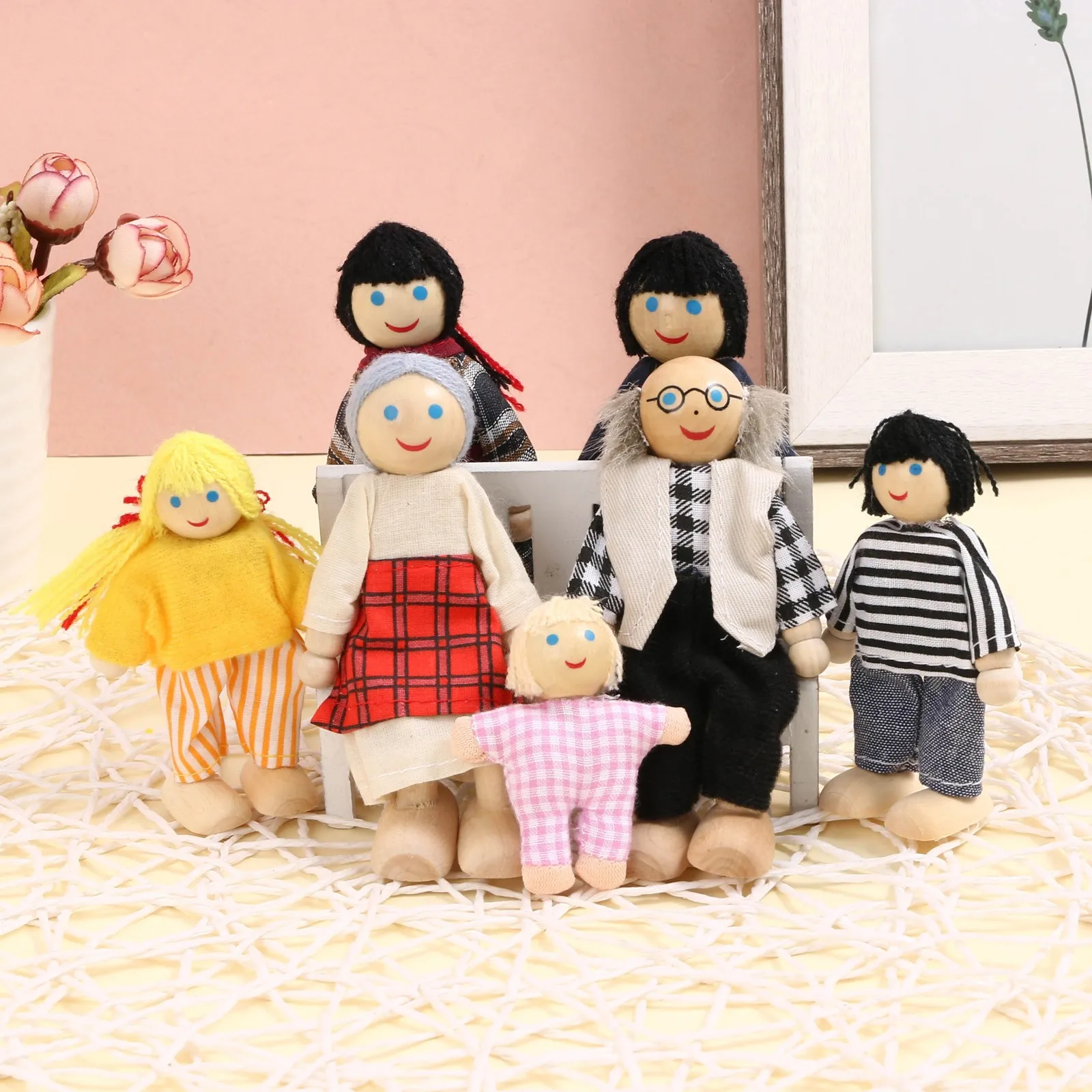 

Kawaii Stuffed Toys Kids Girls Lovely Happy Dolls Family Playset Wooden Figures Set of 7 Dolls Kid For Girls Pretend Play Plush