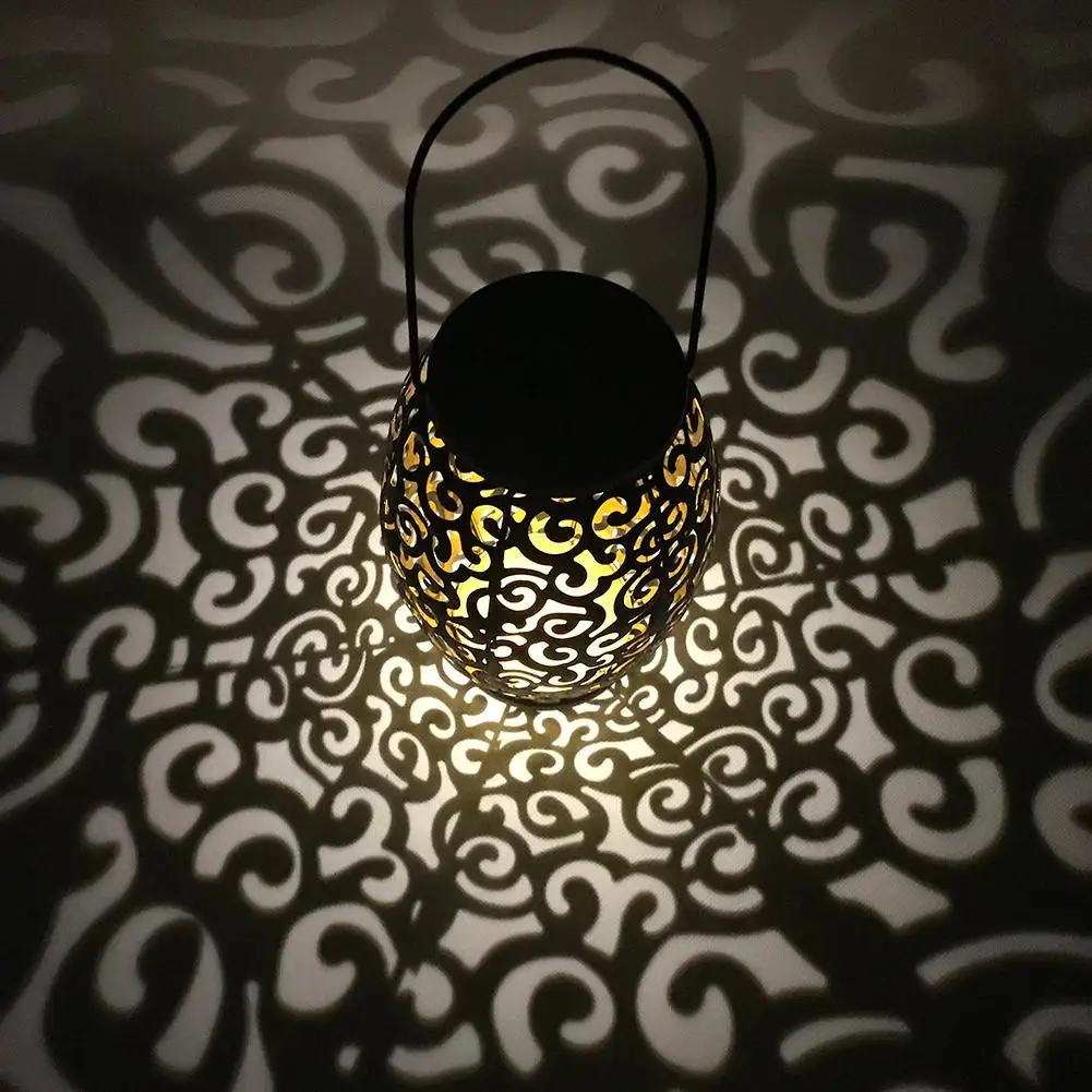 

Solar LED Hanging Light Retro Hollow Metal Cloud Lantern Outdoor Decor Lamp