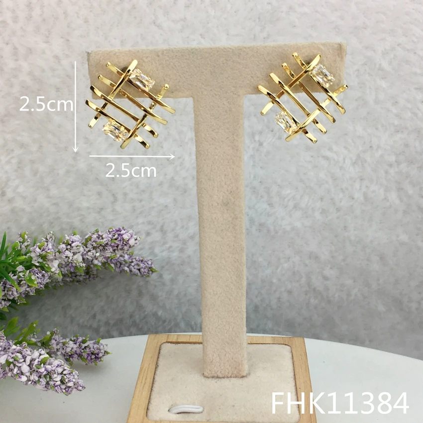 

Yuminglai FHK11384 модные ювелирные изделия из Дубая аксессуары полые классические элегантные большие серьги высшего качества Висячие серьги для ж...