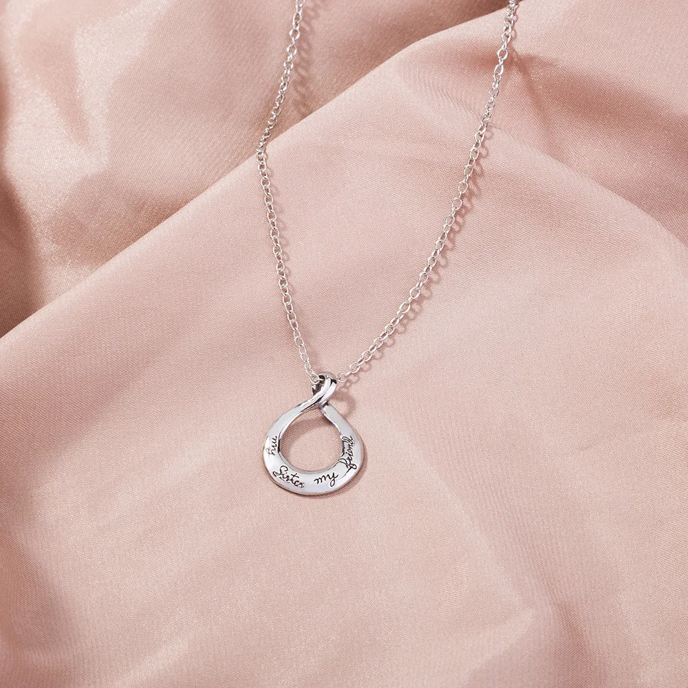 

Fashion Hollow Circle Necklace for Women My Sister My Friend Letter Pendant Necklace Female Clavicle Chain Gift To Best Friend