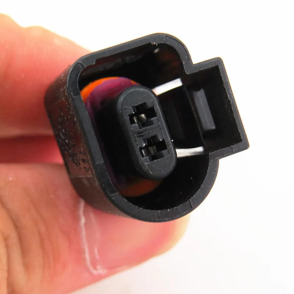 RWSYPL циркулирующий охлаждающий водяной насос Соединительный штекер для Tiguan Passat B6