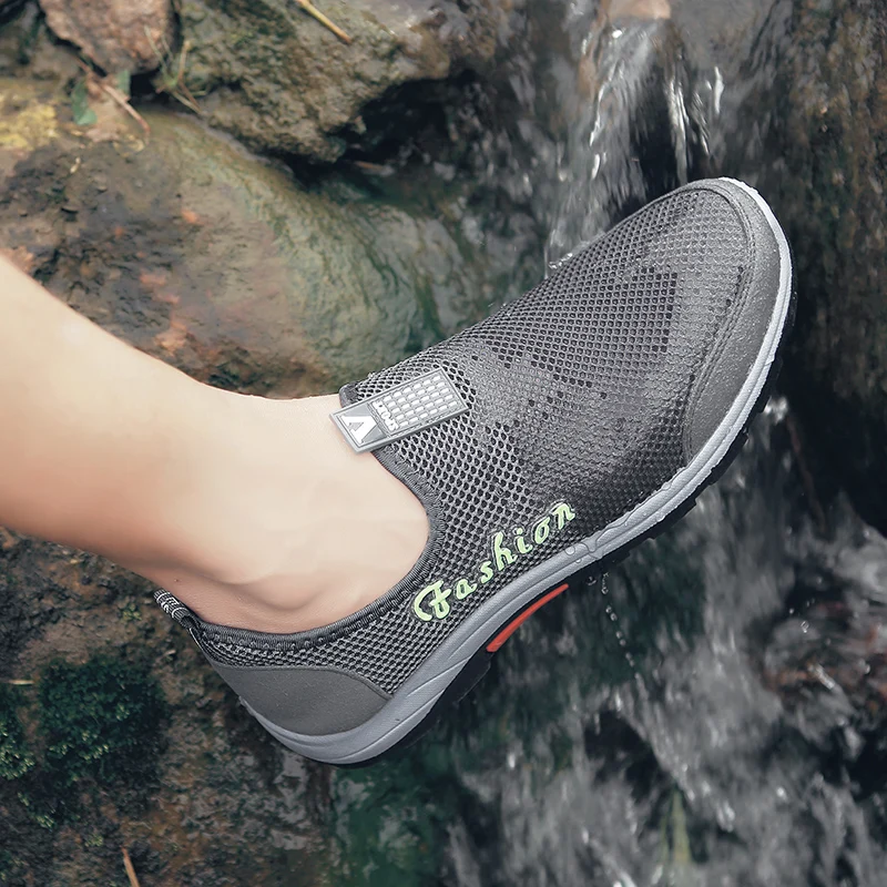 

PUPUDA Classic Men Shoes Breathable Sneakers Men Trend Hiking Shoes Mesh Male Sport Jogging Casual Shoes Men Slip on Loafers