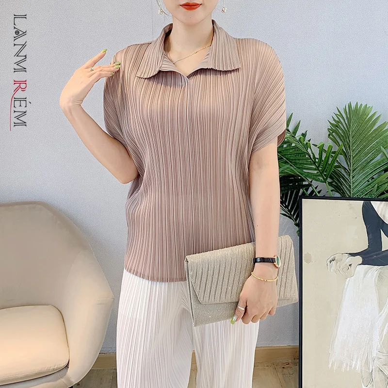 

LANMREM Pleated Top For Women 2021 Summer New Lapel Short Sleeve Loose Casual Solid Color T-shirt Female Elegant Clothing 2C2065