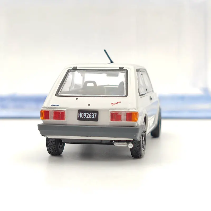 IXO 1:43 Fiat Vivace 1993 белая литая под давлением модель автомобиля |