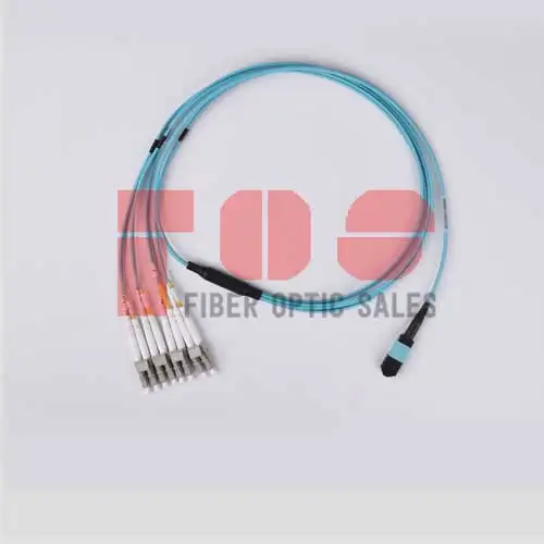 Гнездовой патч-корд MPO для женщин OM3 Тип B 12 волокон с низким уровнем потери