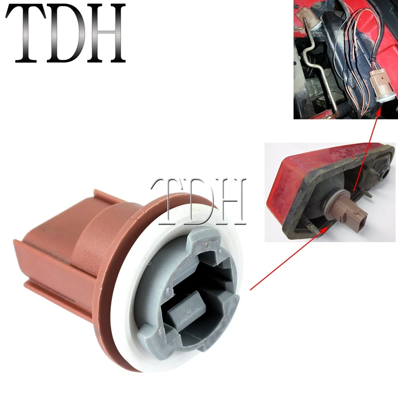 

OEM 4011101 Motorcycle Brown Taillight Brake Light Lamp Socket Plug Connector For Polaris Sportsman RZR 800 570 900 08-17 RZR570