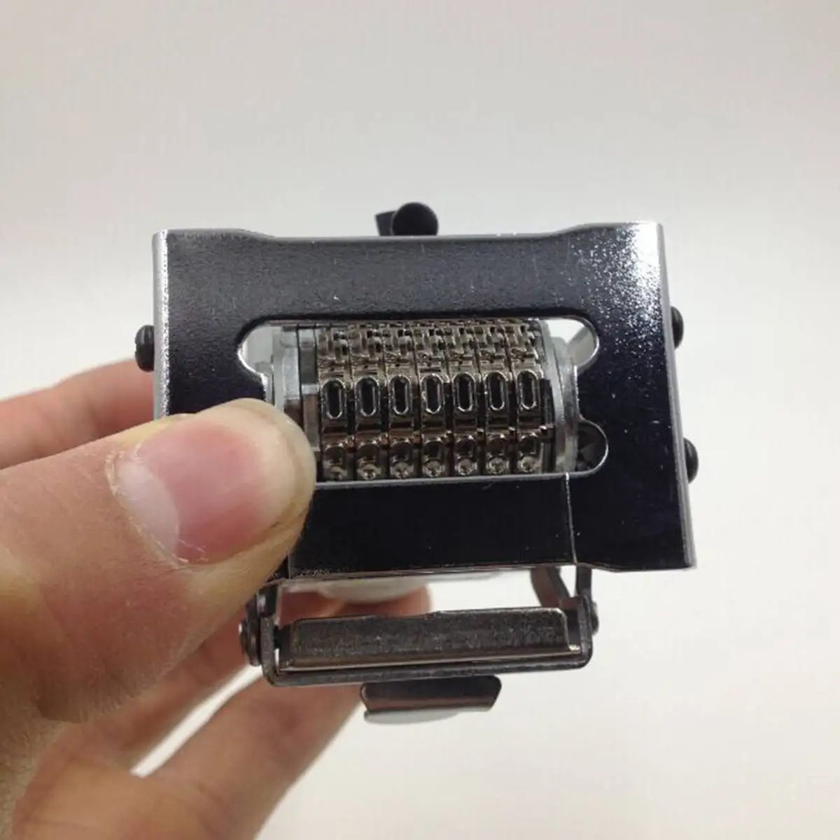 Машина с 7 позициями автоматическая нумерация машина цифровым штампом | Дом и сад