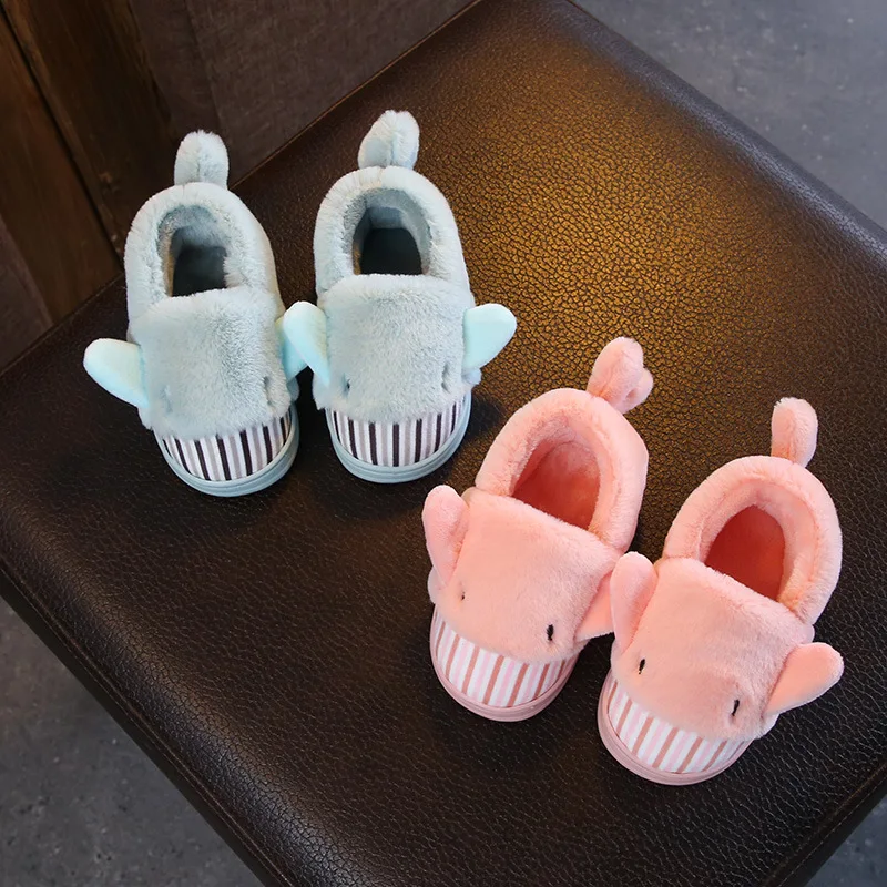 

Girls Boys Cute Shark Thick Cotton Funny House Slipper Kids Fur Slippers Fashion Winter Children Covered Indoor Slippers New