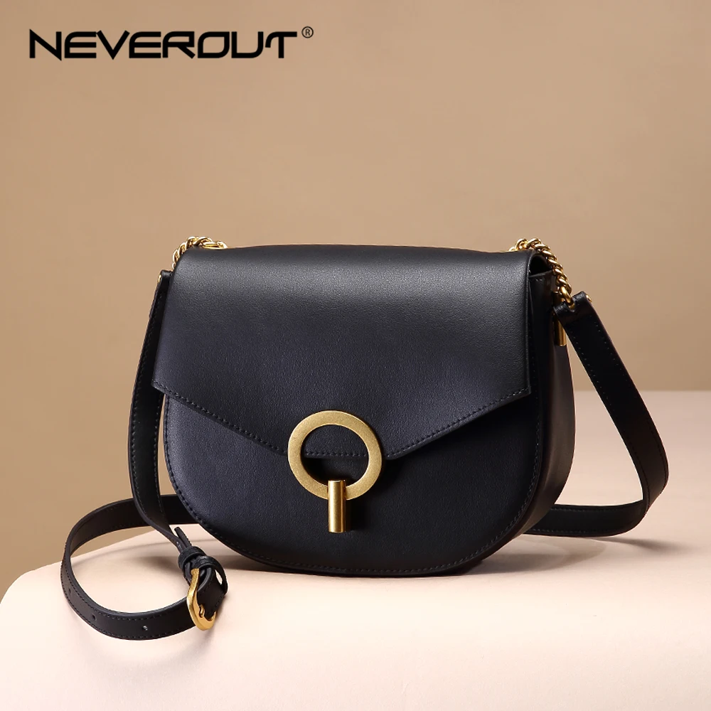 Сумка-мессенджер NEVEROUT женская из мягкой кожи с металлическим круглым замком |