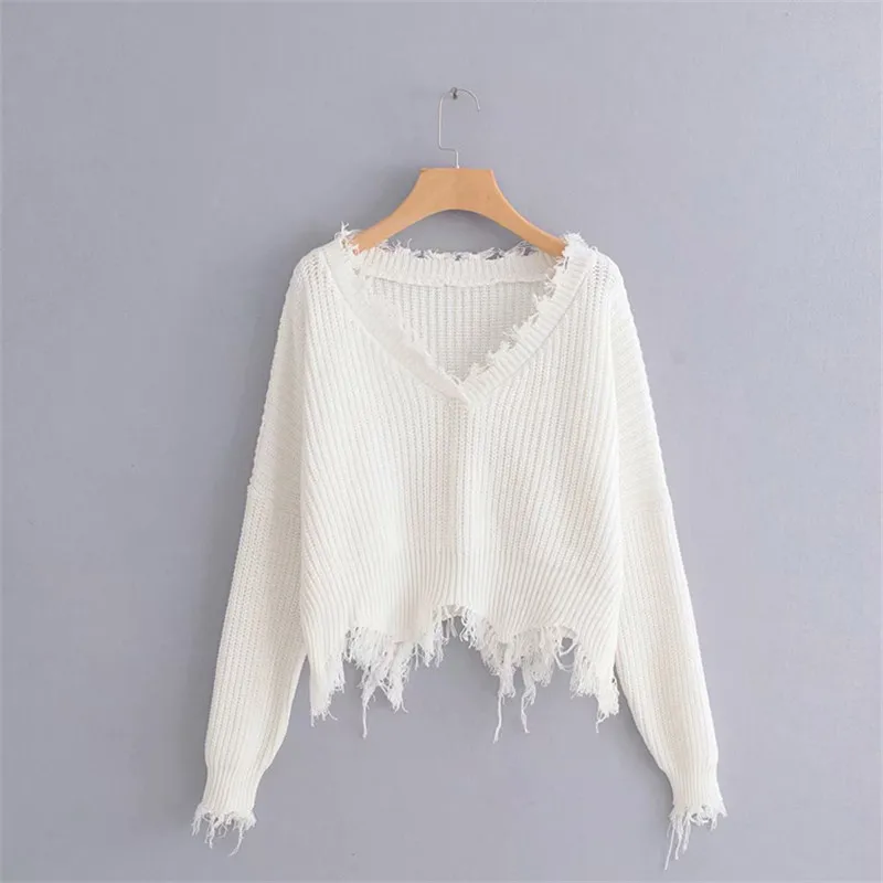 Женский вязаный пуловер с бахромой и глубоким v-образным вырезом белый
