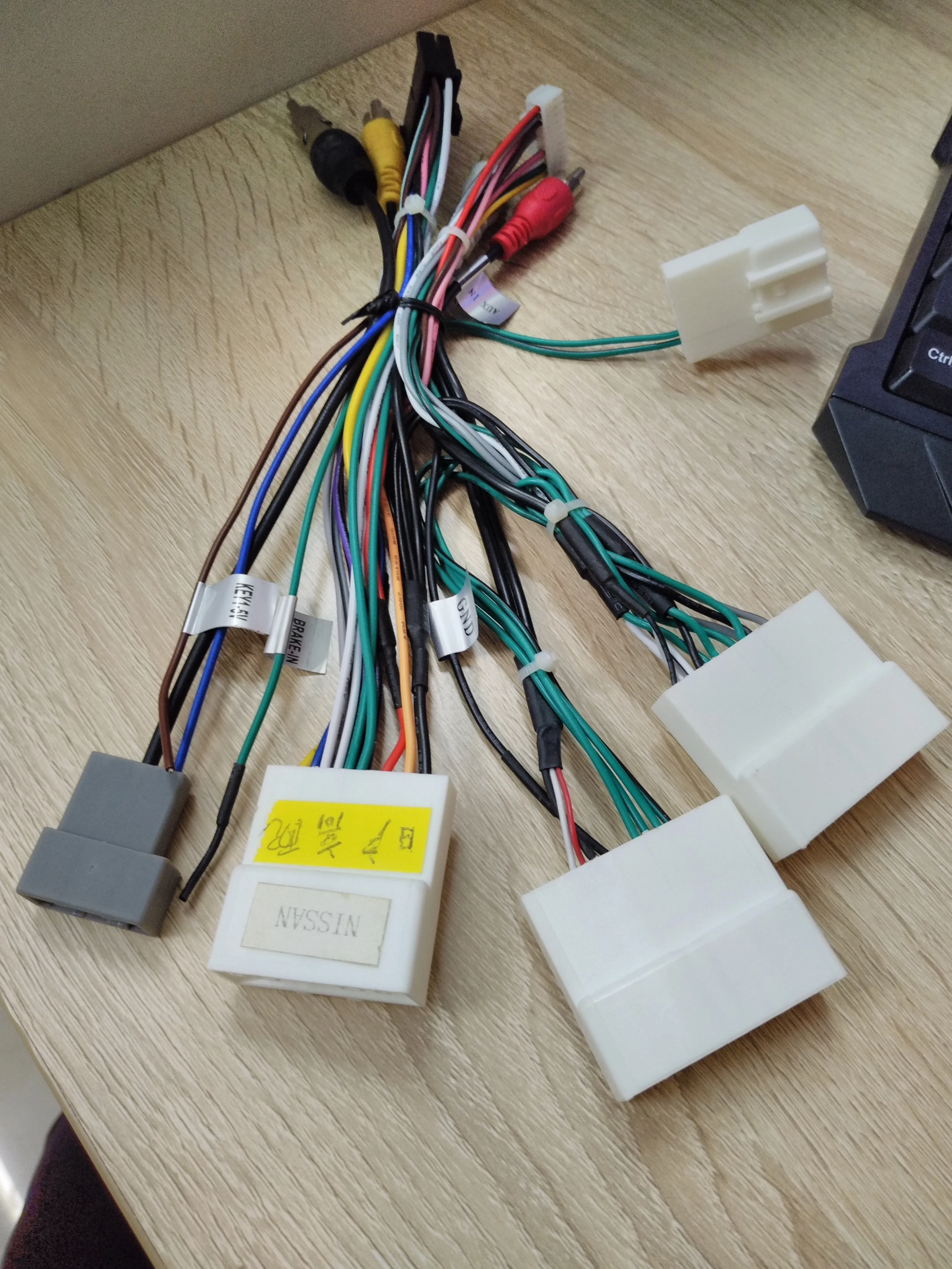 Универсальный автомобильный Штекерный разъем ISO для радиопровода проводки