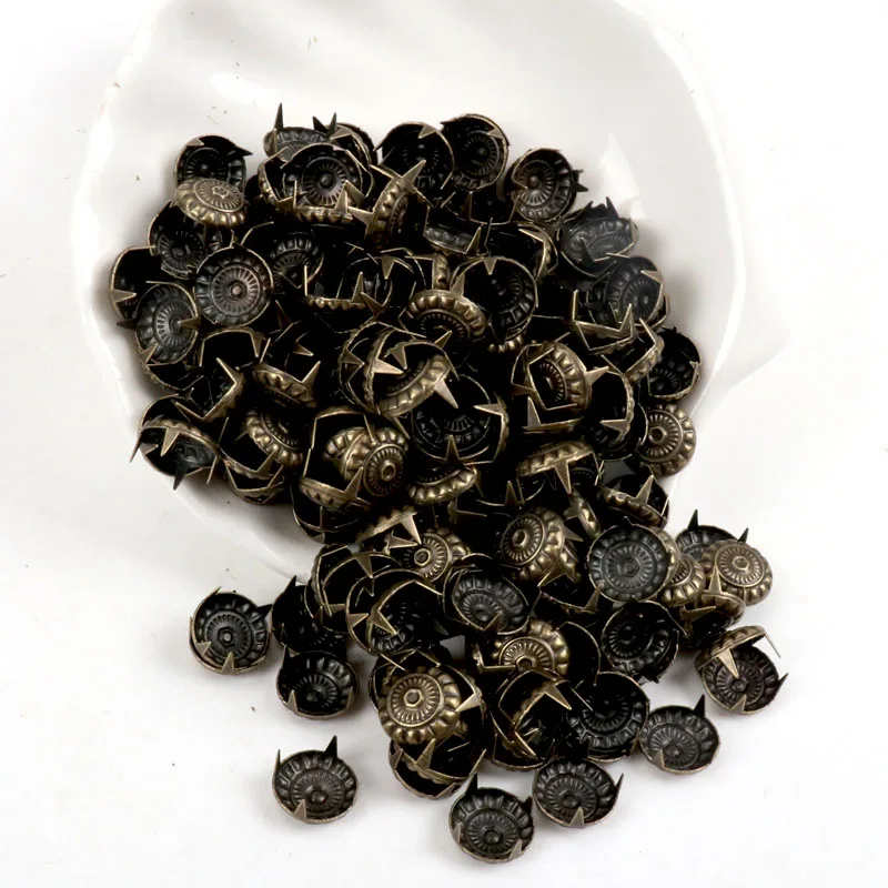 50 шт. круглые металлические бронзовые шипы с четырьмя застежками украшения для