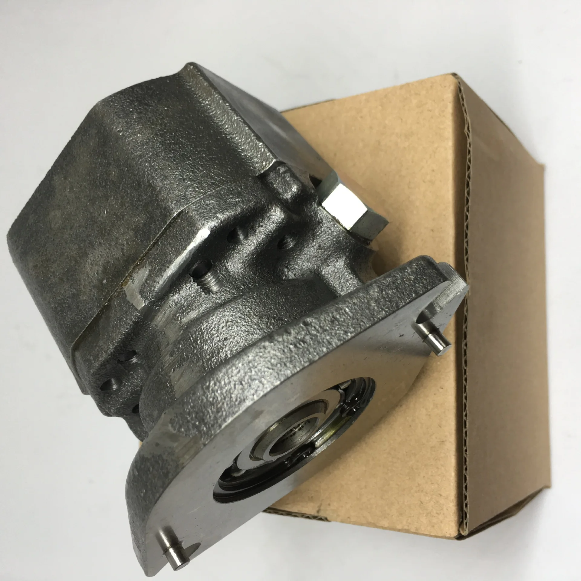 

U.S. D6 N, D5N, 325C Loader High Pressure Pump Pump 162-9612 1629612