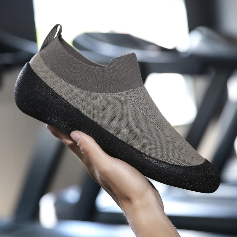 Мужские кроссовки 2021 спортивная обувь с летящей сеткой многофункциональные