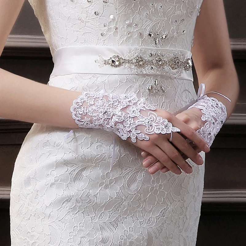 

Women High Quality Fingers Short Paragraph Elegant Rhinestone Wedding Gloves A20 21 Dropshipping