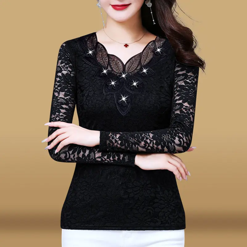 Женская кружевная блузка с вышивкой, V-образным вырезом и длинным рукавом