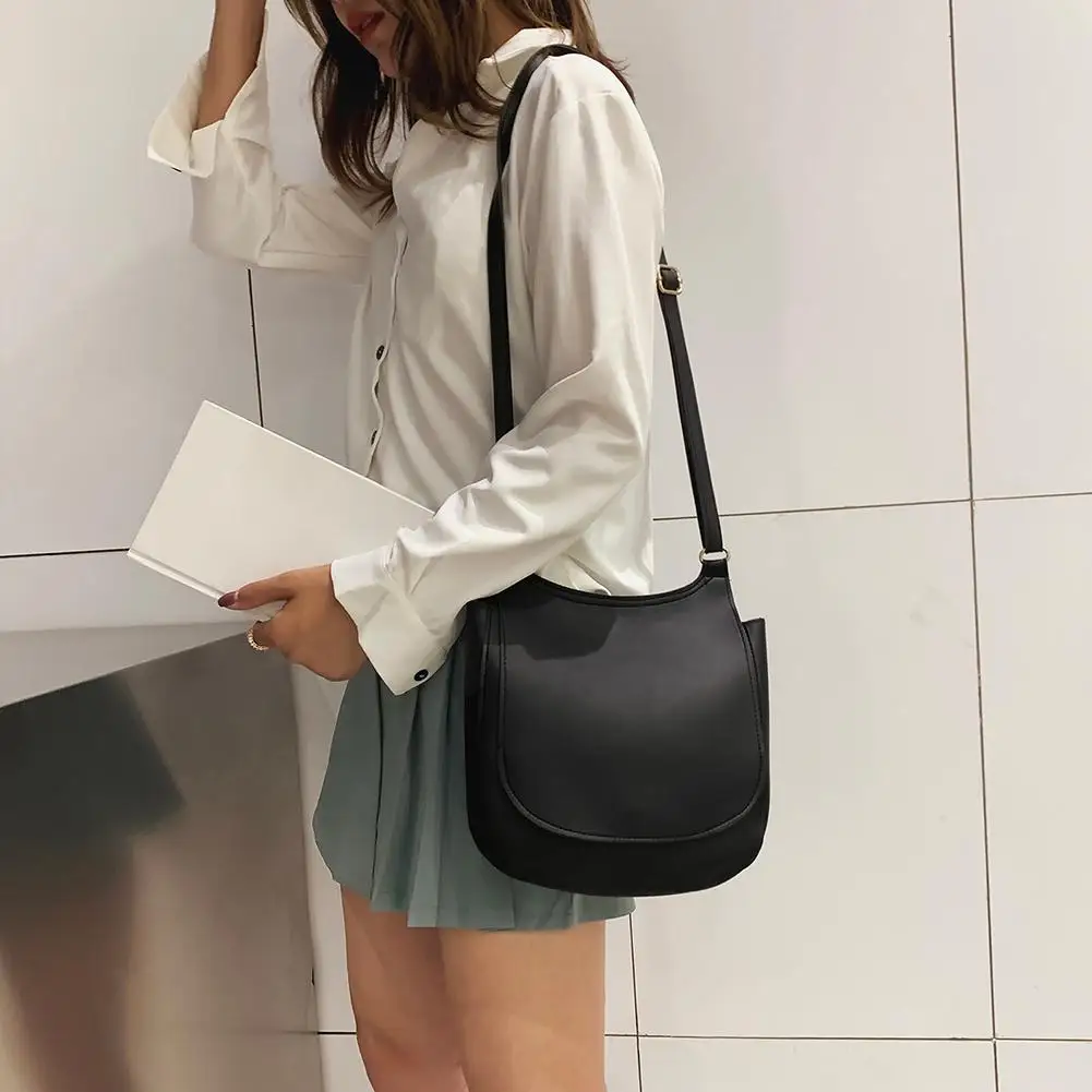 

Fashion Wide Solid Color Shoulder Handbags Female Simple PU Leather Women Large Capacity Pure Color Flap Crossbody Bags