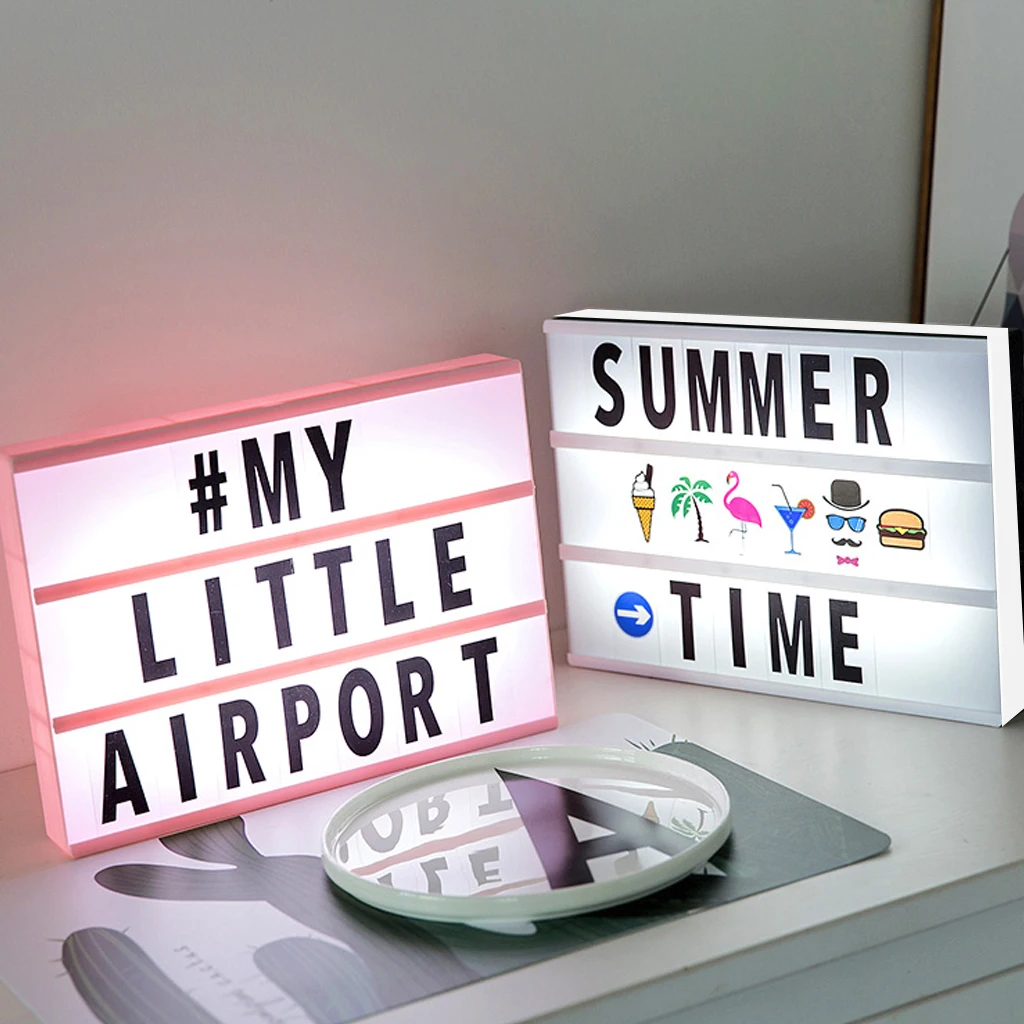 Светодиодный ночник с черно белыми буквами и картами в коробке питанием от