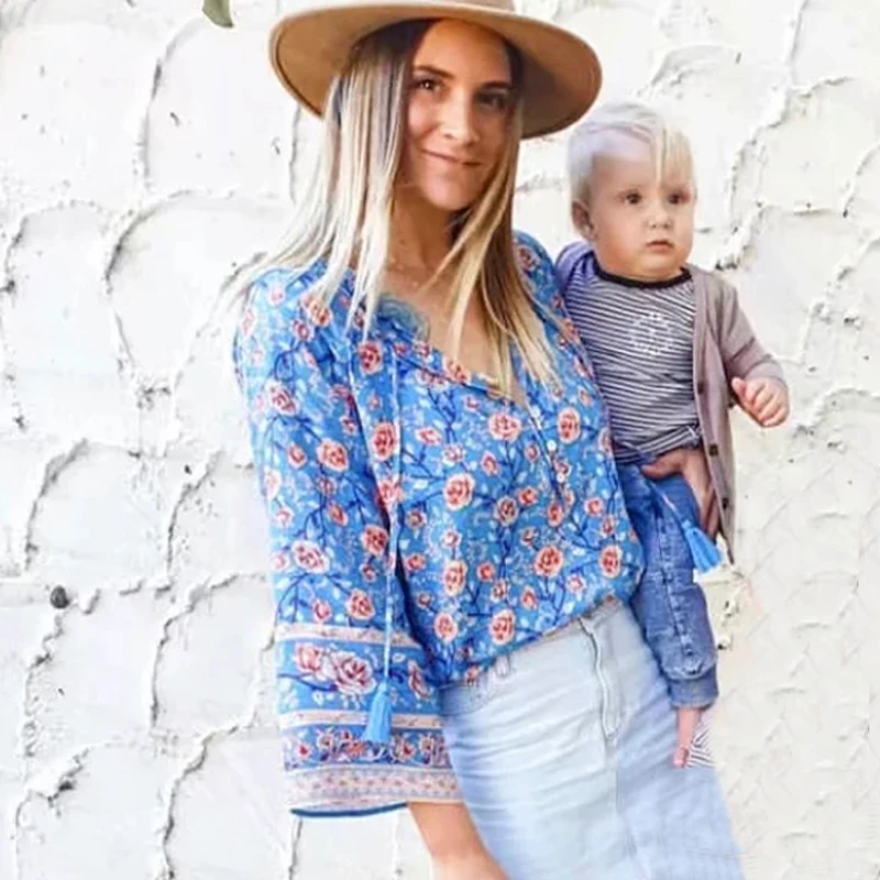 Женская блузка с цветочным принтом V образным вырезом и бахромой|Блузки| |