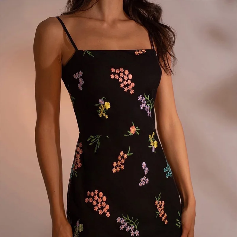 

Elegant Woman Embroidery Floral Print Dress Female Slim Stylish Spaghetti Strap Dress For Women 2021 Summer Office Lady Vestidos