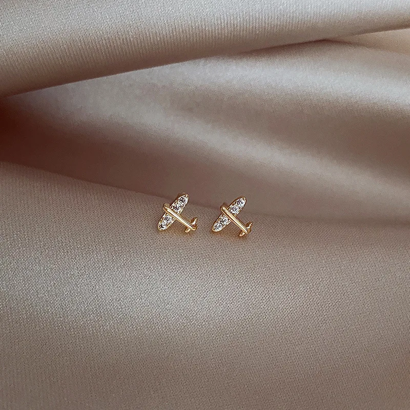 

2021Trend Women's Earrings Set Korean Pearl Crown Hoop Earrings for Women Geometirc Gold Circle Earring Jewelry Gift Accessories