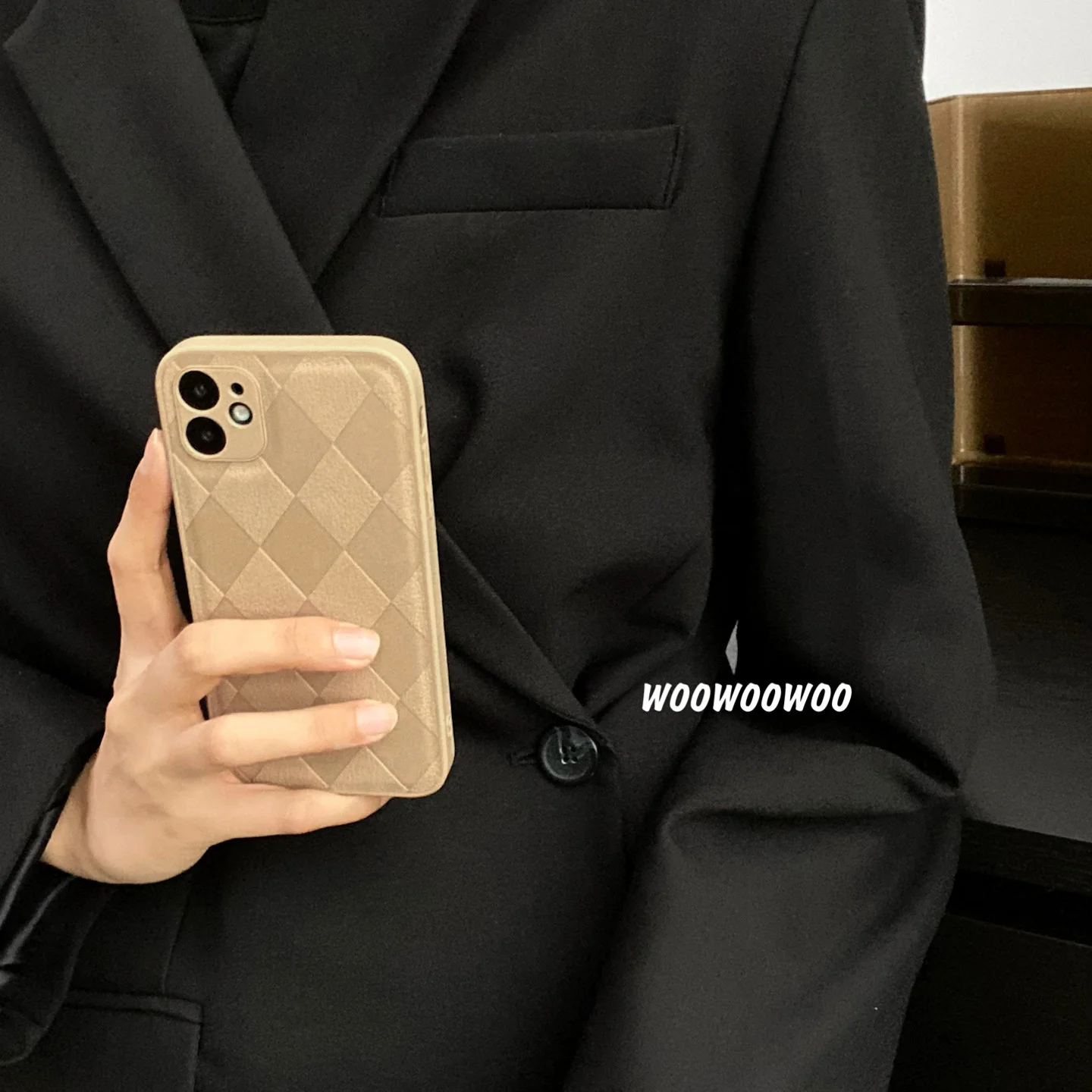 

Ins simple Lingge mobile phone case leather suitable for Apple 12iphone 13promax11 soft / 7 / Mini