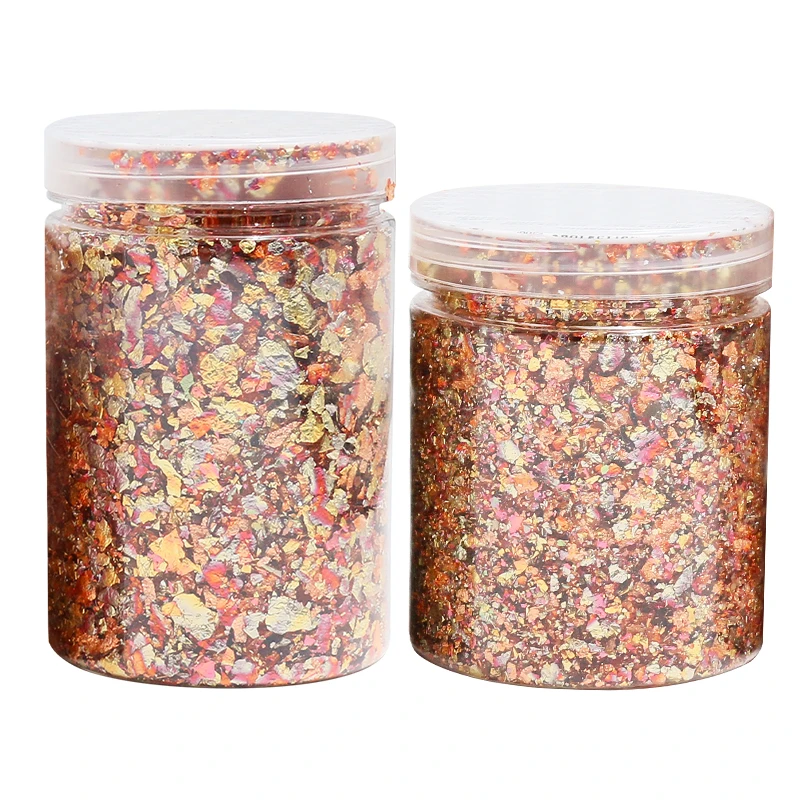 Чешуйки из золотой фольги с цветком в виде золотых листьев различные фрагменты