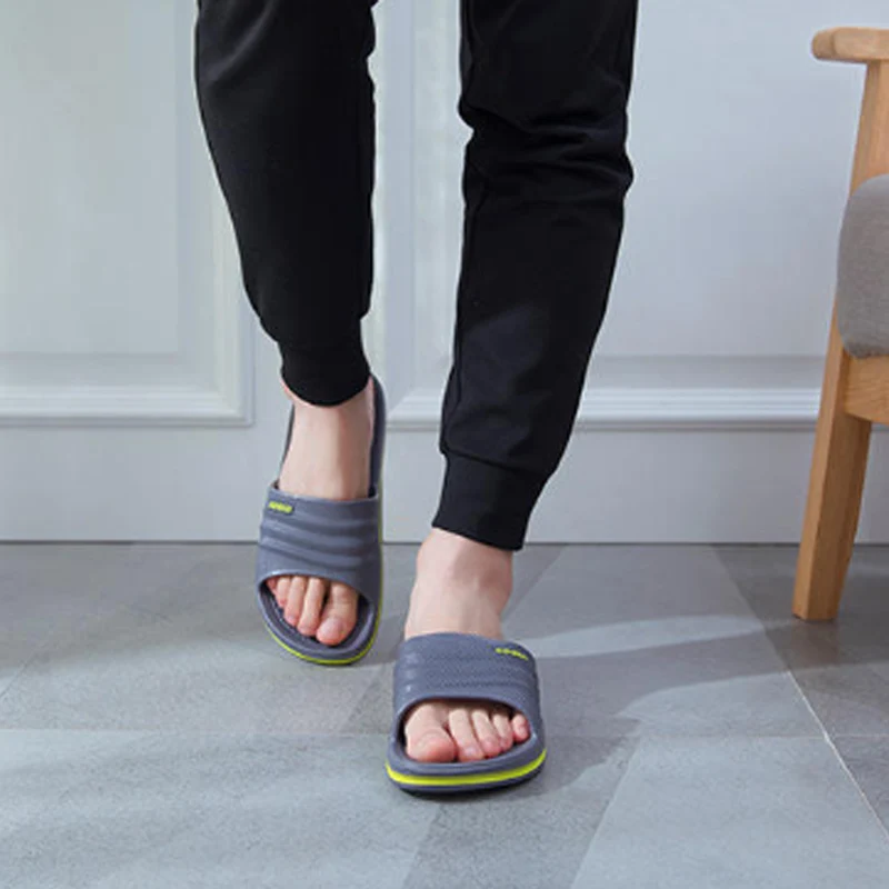 

Summer Shale Beach Slippers House Clogs Man Slides Shoes Men Bedroom Rubber Slippers Flip Flops For Pool Boy Chinelos Pantuflas